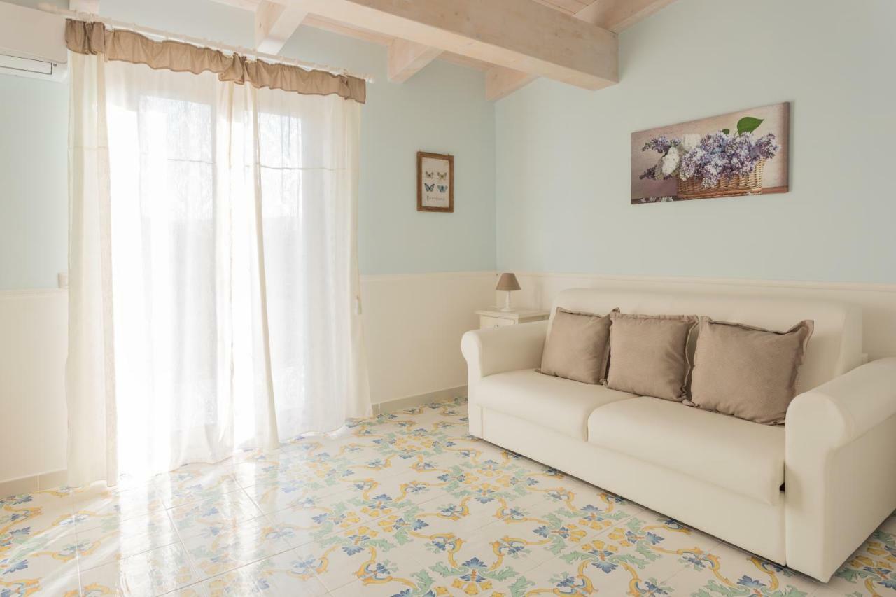 La Casetta In Villa ซานตามาเรีย ดิ กาสเตลลาบาเต ภายนอก รูปภาพ