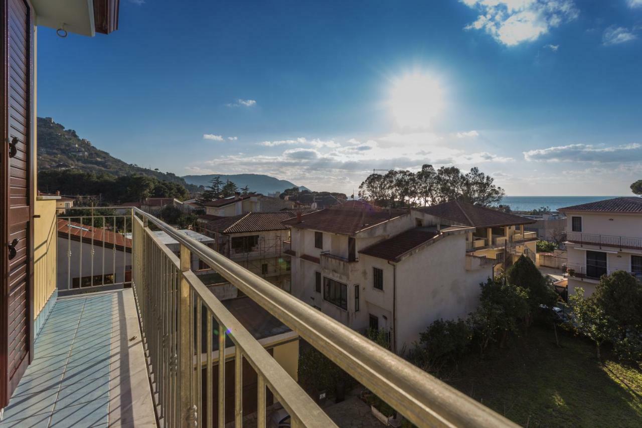 La Casetta In Villa ซานตามาเรีย ดิ กาสเตลลาบาเต ภายนอก รูปภาพ