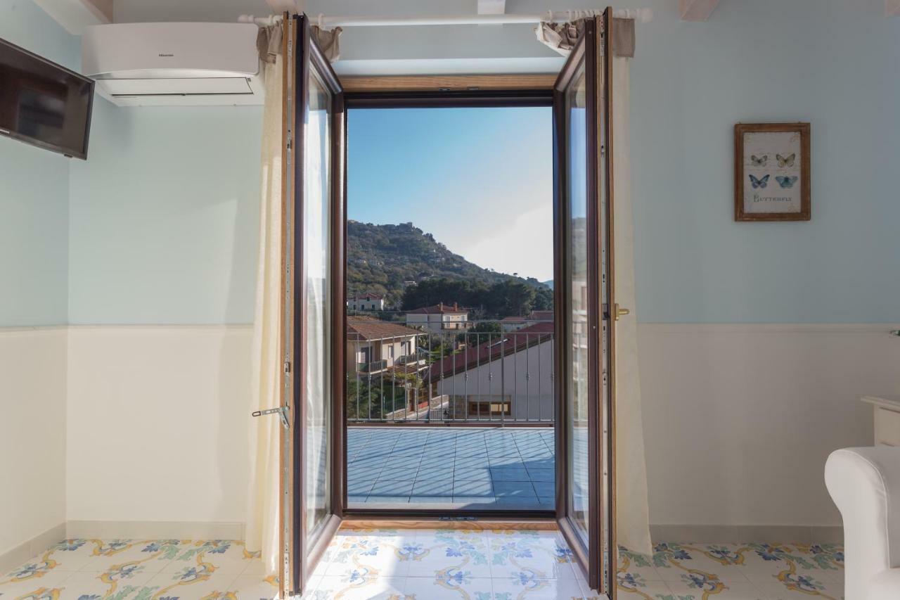 La Casetta In Villa ซานตามาเรีย ดิ กาสเตลลาบาเต ภายนอก รูปภาพ